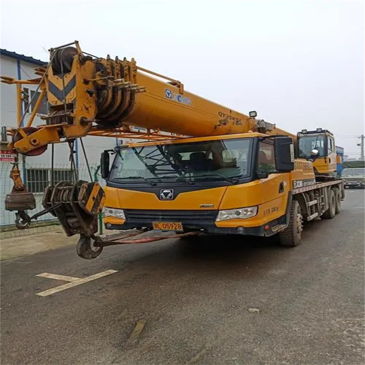 彭市镇吊车出租保险：全面覆盖，安全无忧