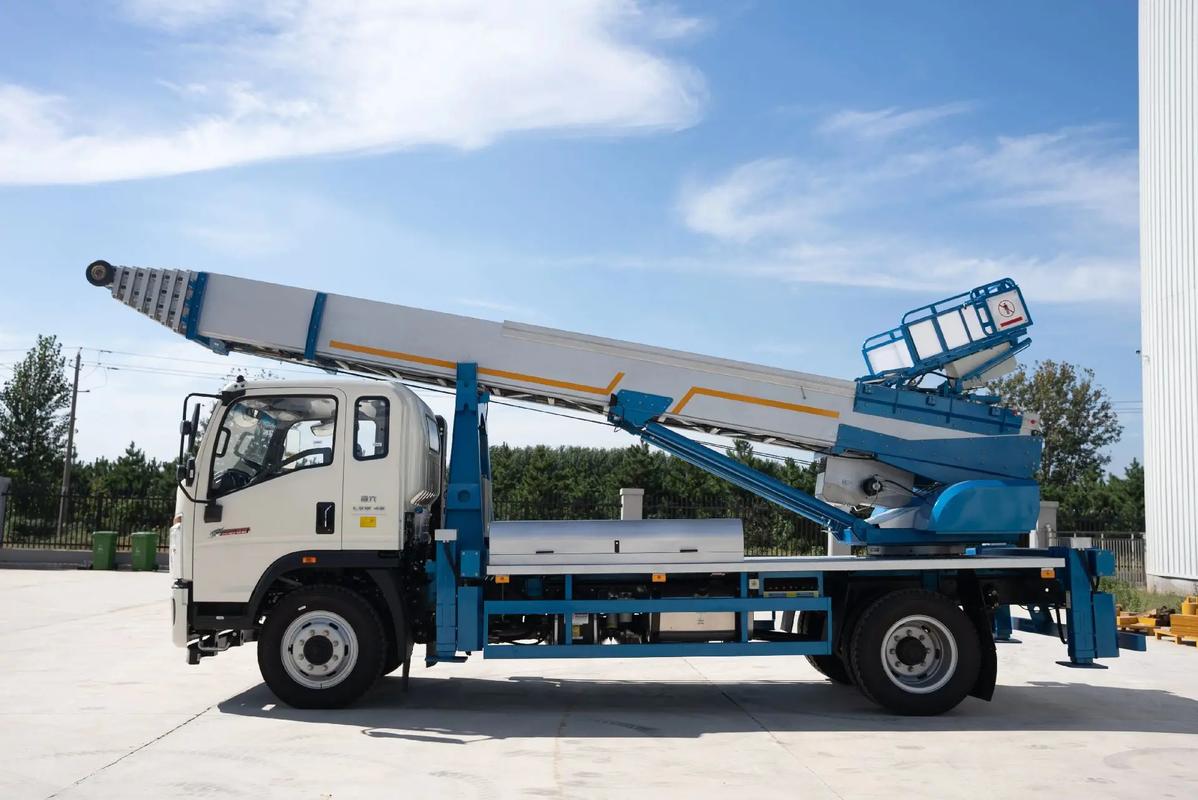 彭市镇云梯上料车租赁费用