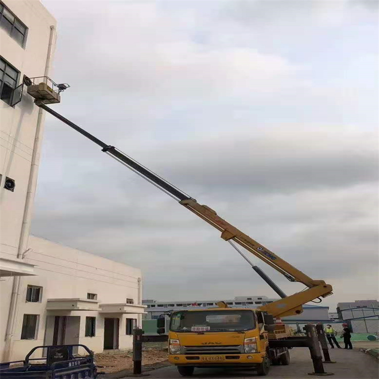 彭市镇吊车可以用吊笼吊人作业吗